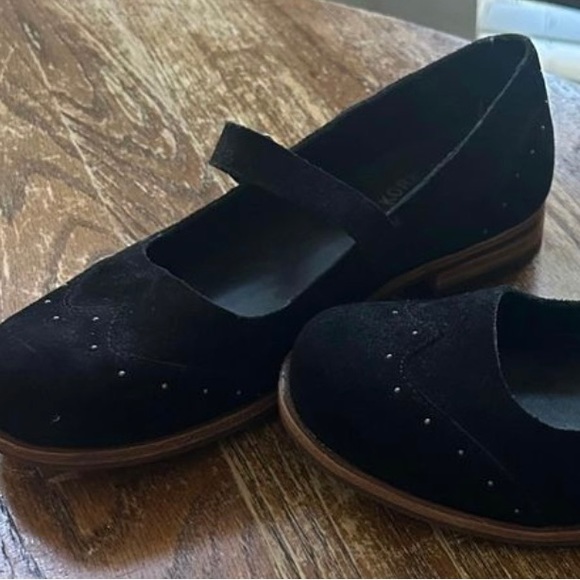 Kork-ease black suede loafers. - Picture 2 of 4